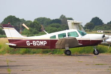 G-BOMP 1977 Piper PA-28-181 Cherokee Archer II