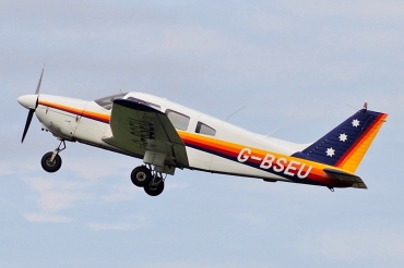 G-BSEU (28-7890108) 1977 Piper PA-28-181 Archer II