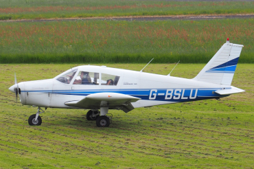 G-BSLU (28-24733) 1968 Piper PA-28-140 Cherokee