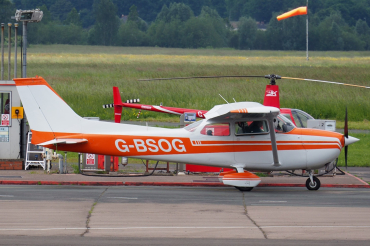 G-BSOG (172-63636) 1974 Cessna 172M