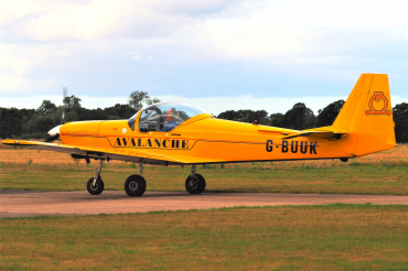 G-BUUK (2121) 1993 Slingsby T67M Mk.2 Firefly