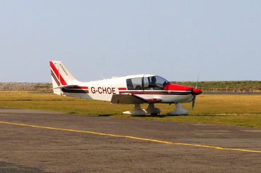 G-CHOE (1046) 1975 Robin DR-400-140B Major