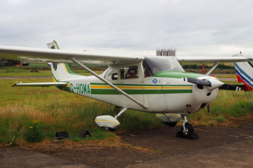 G-HOMA (600) 1969 Reims-Cessna F172H Skyhawk