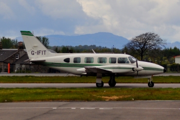 G-IFIT (31-8052078) 1980 Piper PA-31-350 Navajo Chieftain