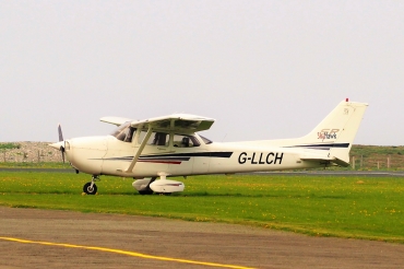 G-LLCH (172S8822) Cessna 172S Skyhawk