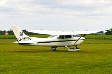 G-MISH (182-67888) 1981 Cessna 182R Skylane