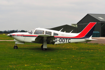 G-OOTC (28R-7703086) 1977 Piper PA-28R-201T