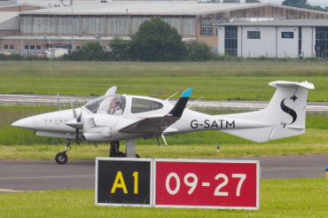 G-SATM (42.M005) 2008 Diamond DA-42M