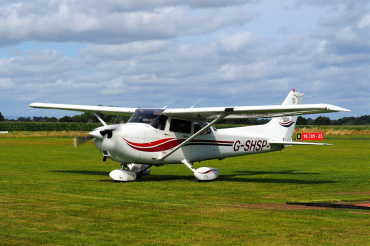 G-SHSP (172S8079) 1999 Cessna 172S