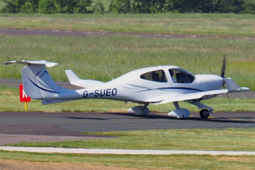 G-SUEO (D4.354) 2013 Diamond DA-40NG Diamond Star