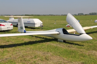 N425HH, (cn 16), Schempp-Hirth NIMBUS 4T
