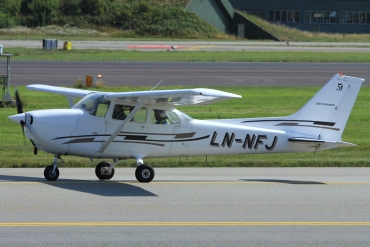 LN-NFJ (F17201483) Reims F172M Skyhawk I