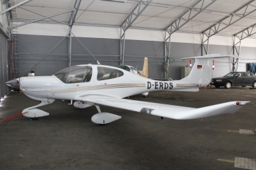 D-ERDS Diamond DA-40 Diamond Star