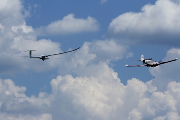 D-2479 ( 211 ) Schempp-Hirth Discus 2A