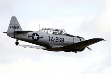 LN-TEX (14A-2268) 1944 North American T-6 Harvard