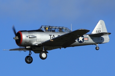 LN-TEX (14A-2268) 1944 North American T-6 Harvard