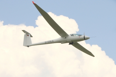 D-KNLA, (cn 11-105), Stemme S-10VT