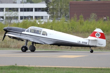 LN-WNM (125) Nord 1002 Pingouin II