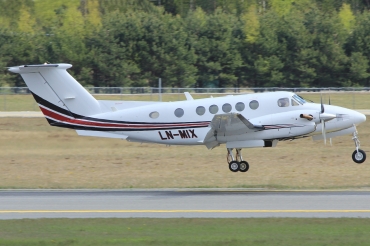 LN-MIX, (cn BB-1585), Raytheon B200 King Air