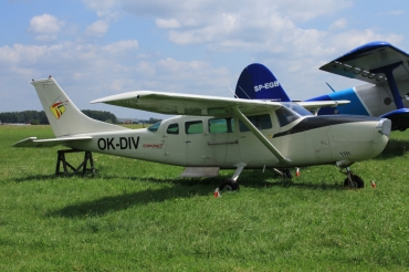 OK-DIV, (cn 20700176), Cessna 207A Skywagon 207