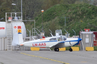 LN-AAS (91-128) 1947 Saab 91A Safir