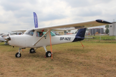 SP-NZE (15282231) Cessna 152