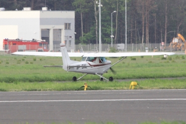 SP-GML (15285116) Cessna 152