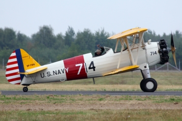 SP-YWW (75-1204) Boeing N2S-3 Stearman