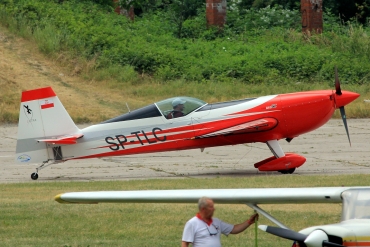 SP-TLC (S-875) Extra 330SC