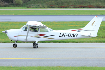 LN-DAG (F172-1219) Reims-Cessna F172M Skyhawk