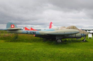 J-1790 (431) 1957 DeHavilland DH-112 Venom FB.54