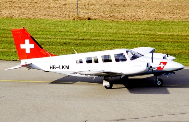 HB-LKM (34-7970106) 1979 Piper PA-34-200T Seneca II