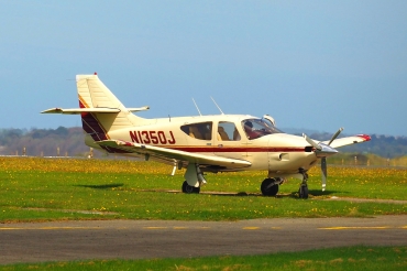 N1350J (516) 1976 Rockwell Commander 112