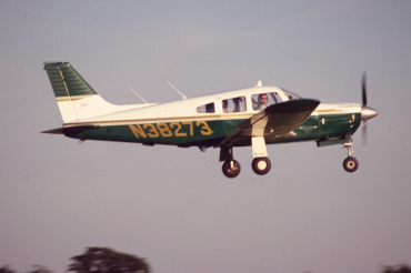 N38273 (28R-7737086) 1977 Piper PA-28R-201