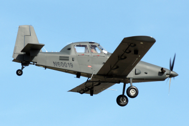 N60019 (802-4002) Air Tractor AT-802