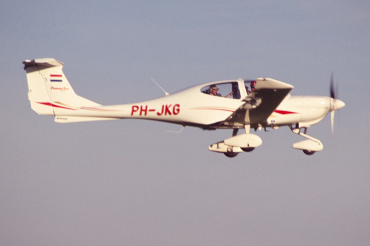 PH-JKG (40.073) Diamond DA-40