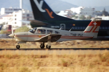 HB-PLC (28R-8231056) Piper PA-28RT-201T