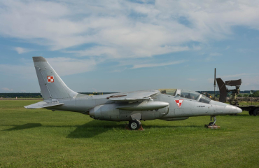 105 (AN001-05) PZL-Mielec I-22 Iryda