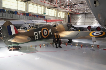 RG904 (BAC.333) 2009 Supermarine Spitfire (replica)