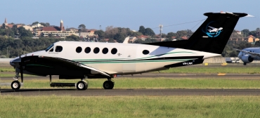 VH-LNK, (cn BB-968), Beech King Air 200