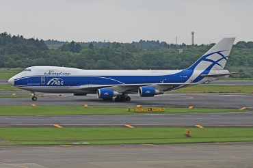 VP-BIG, (cn 35420), Boeing 747-46NF/ER