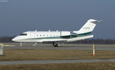 N902AG (5512) 2001 Bombardier CL-600-2B16 Challenger 604