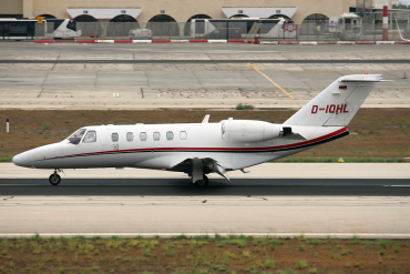 D-IOHL (525A-0233) Cessna 525A CitationJet CJ2