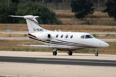 G-OEWD (RB-126) 2005 Raytheon 390 Premier