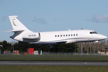 VH-FJO (27) 1996 Dassault Falcon 2000
