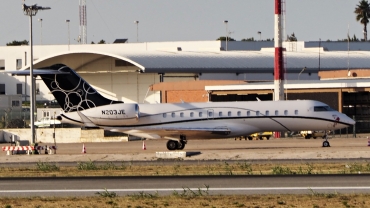 N203JE (9467) 2011 Bombardier Global 6000