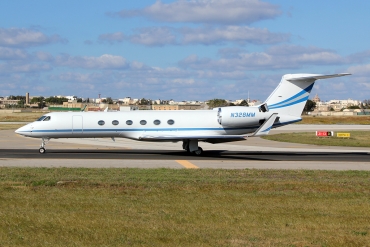 N328MM (636) 2001 Gulfstream Aerospace G-V