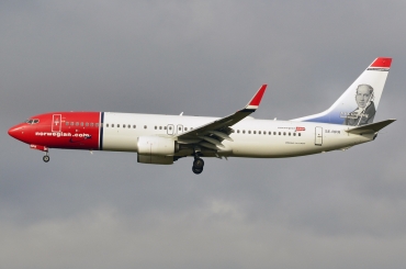 SE-RPR (42081) 2015 Boeing 737-8JP WL