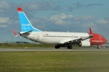 SE-RXA (35757) 2010 Boeing 737-84P(WL)