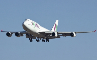 EC-MDS (cn 26910) Boeing 747-419